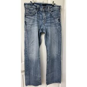 Silver Jeans Mens Gordie light wash 33/34 small stain straight leg relaxed jeans